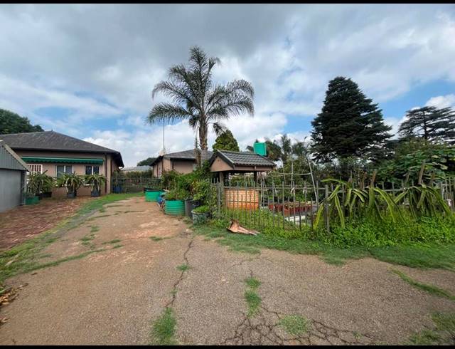 LAND FOR SALE IN BREDELL